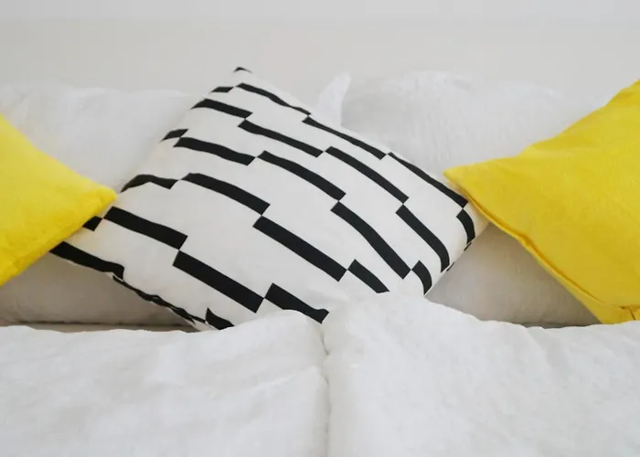 4 Stylish Suitable For Short & Long דירה וינה